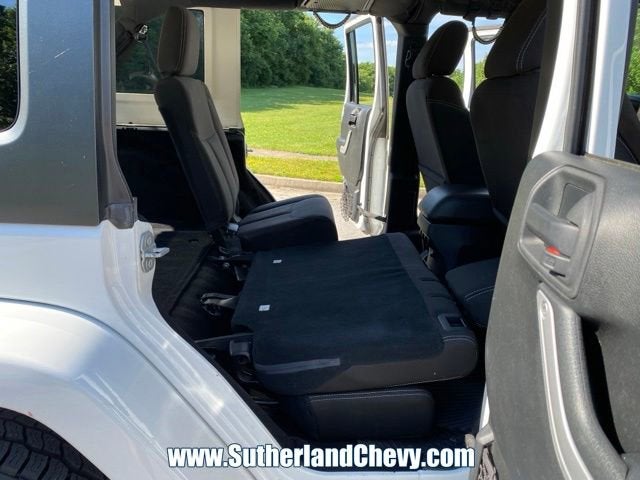 2016 Jeep Wrangler Unlimited Sahara