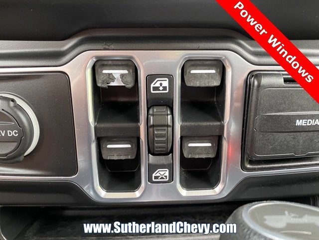 2020 Jeep WRAN SPORT