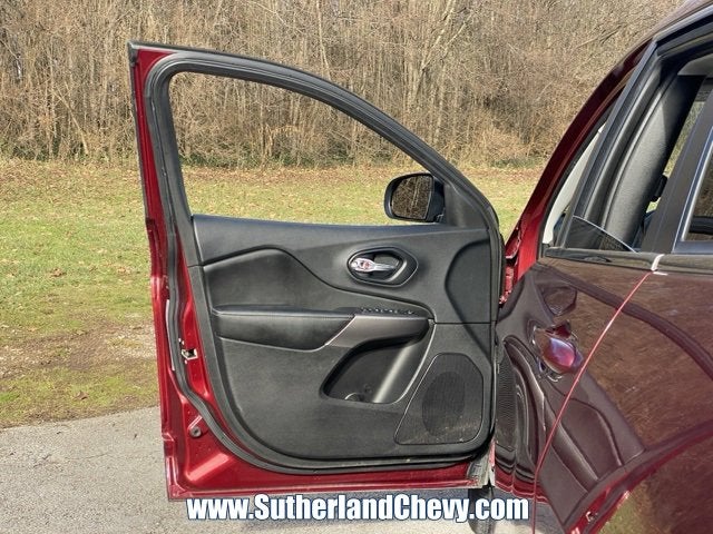 2019 Jeep Cherokee Latitude
