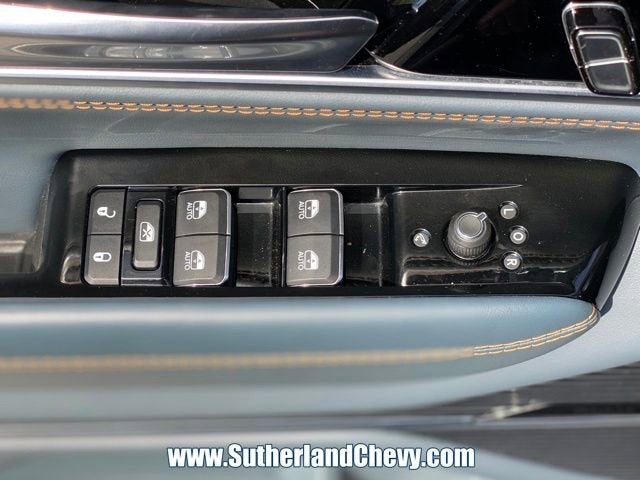 2023 Jeep Grand Wagoneer Series II