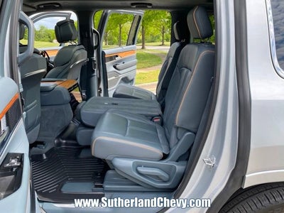 2023 Jeep Grand Wagoneer Series II