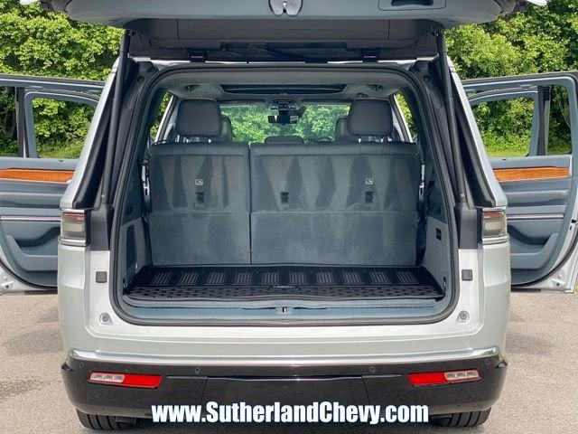 2023 Jeep Grand Wagoneer Series II