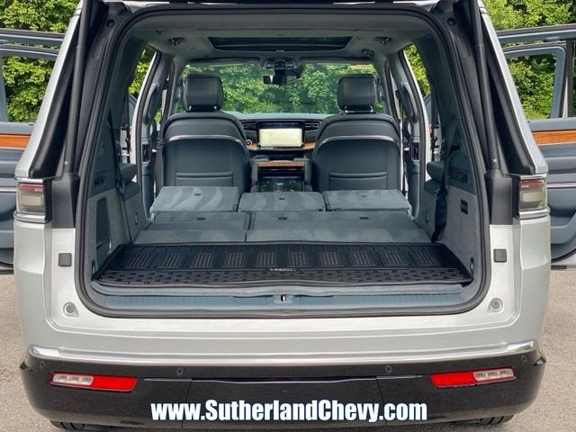 2023 Jeep Grand Wagoneer Series II