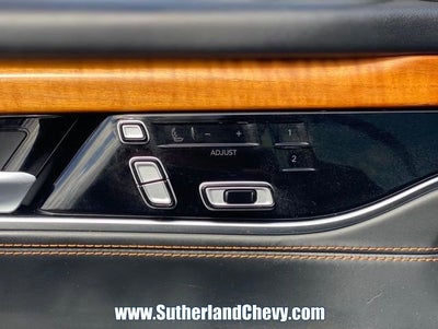 2022 Jeep Grand Wagoneer Series III