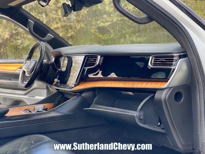 2022 Jeep Grand Wagoneer Series III