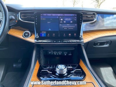 2022 Jeep Grand Wagoneer Series III