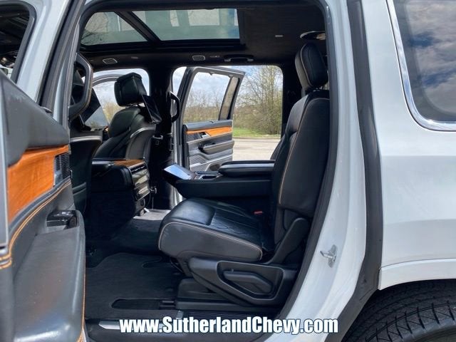 2022 Jeep Grand Wagoneer Series III