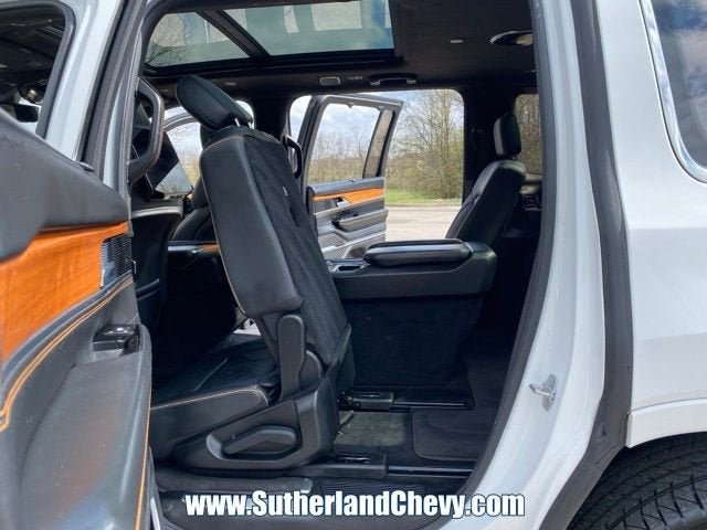 2022 Jeep Grand Wagoneer Series III