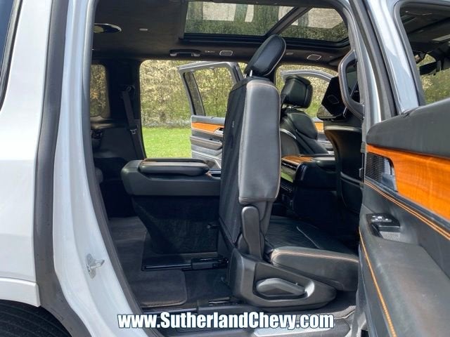 2022 Jeep Grand Wagoneer Series III