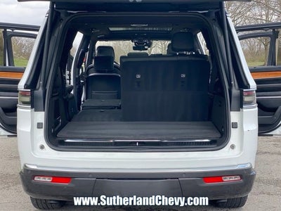 2022 Jeep Grand Wagoneer Series III