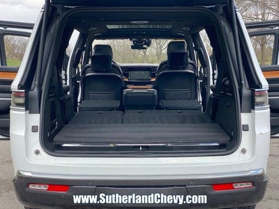 2022 Jeep Grand Wagoneer Series III