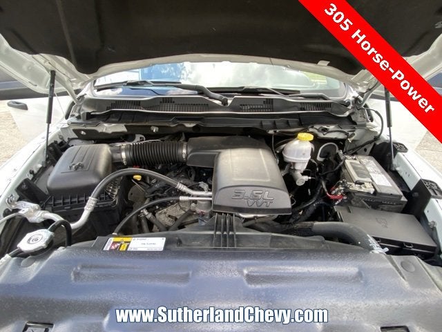 2022 RAM 1500 Classic SLT