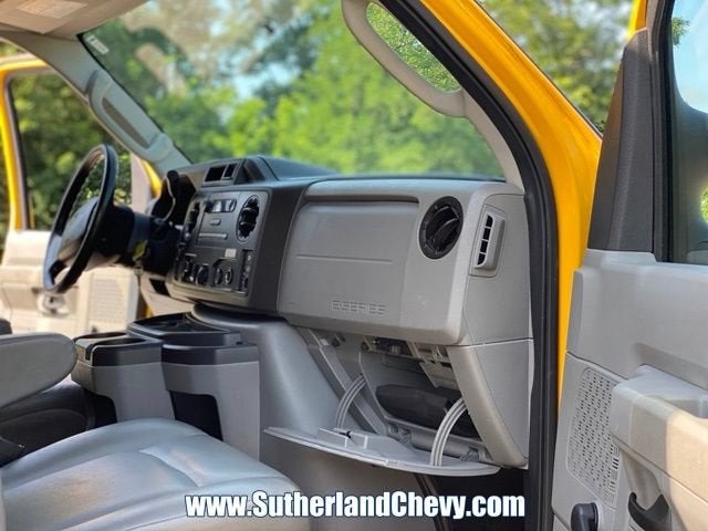 2019 Ford E-Series Cutaway NA