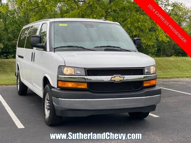 2024 Chevrolet Express Passenger 3500 1LT