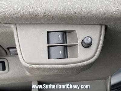 2024 Chevrolet Express Passenger 3500 1LT