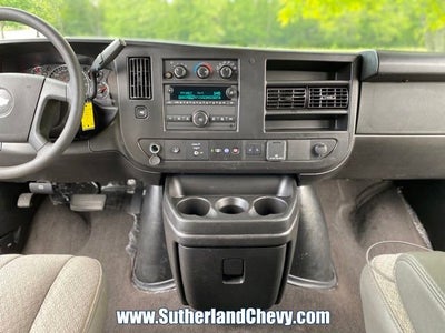 2024 Chevrolet Express Passenger 3500 1LT