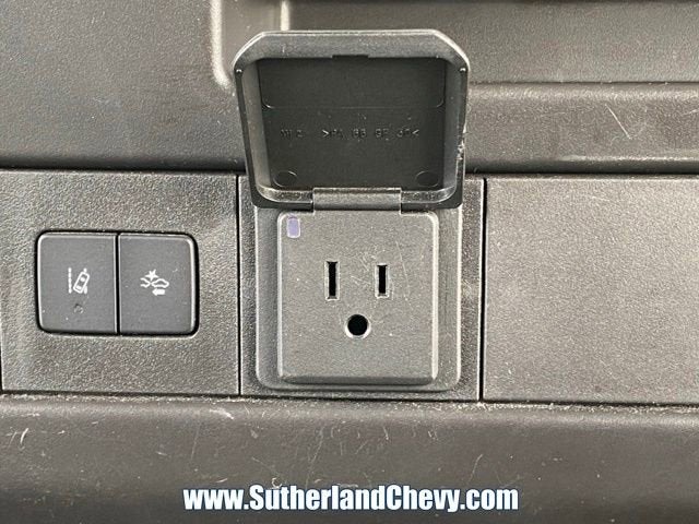 2024 Chevrolet Express Passenger 3500 1LT
