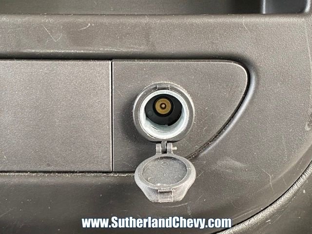 2024 Chevrolet Express Passenger 3500 1LT