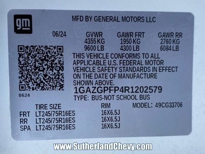 2024 Chevrolet Express Passenger 3500 1LT