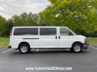 2024 Chevrolet Express Passenger 3500 1LT