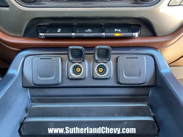 2015 Chevrolet Silverado 3500 HD High Country
