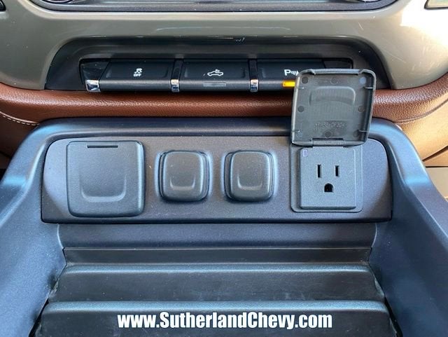 2015 Chevrolet Silverado 3500 HD High Country