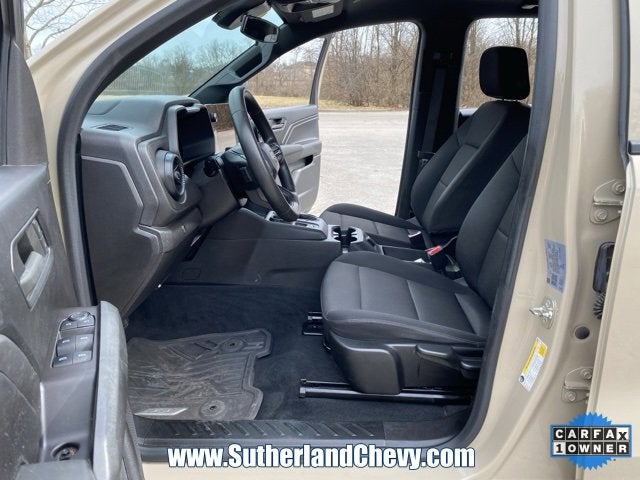 2024 Chevrolet Colorado WT