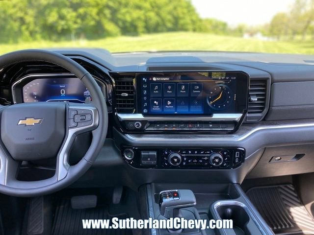 2025 Chevrolet Silverado 1500 LTZ