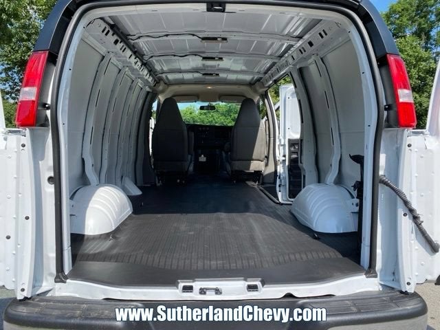 2026 Chevrolet Express Cargo WT