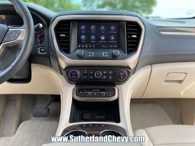 2023 GMC Acadia Denali