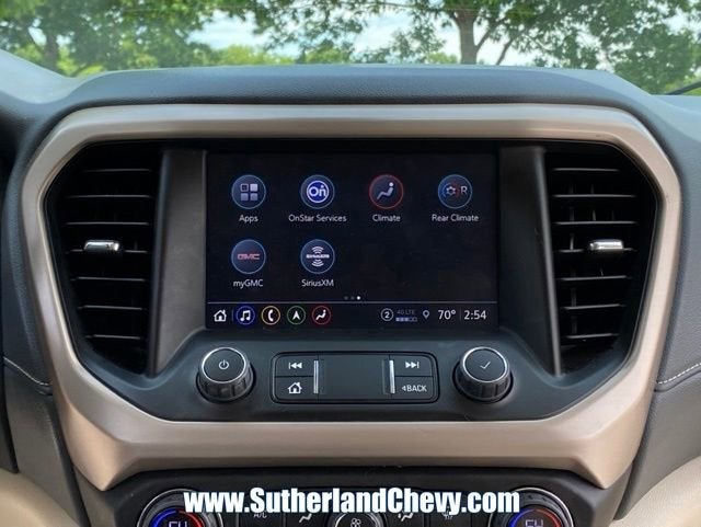 2023 GMC Acadia Denali