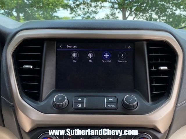 2023 GMC Acadia Denali