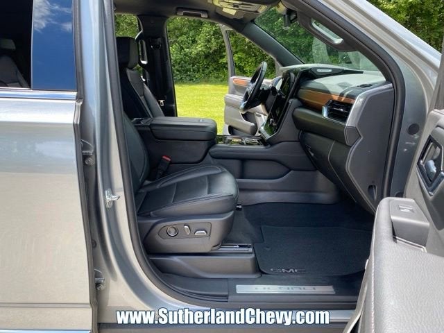 2025 GMC Yukon Denali