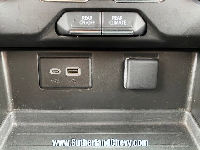 2024 GMC Yukon XL SLE