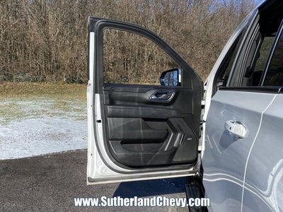 2023 GMC Yukon XL AT4