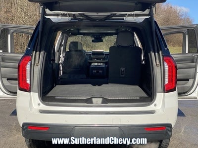 2023 GMC Yukon XL AT4