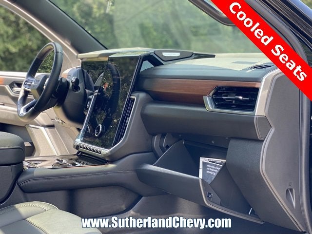 2025 GMC Yukon XL Denali