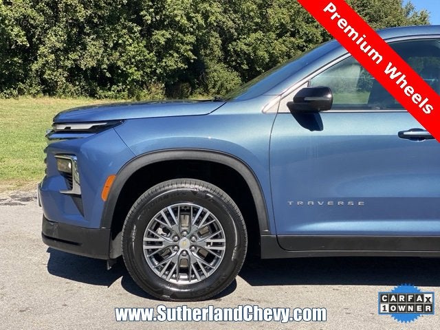 2024 Chevrolet Traverse LT