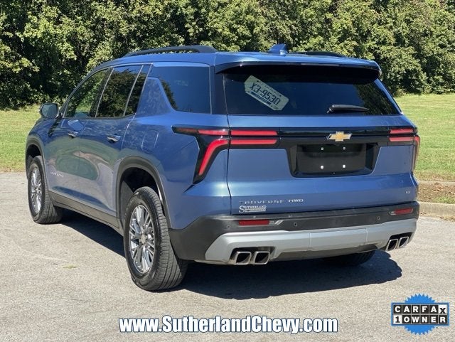 2024 Chevrolet Traverse LT