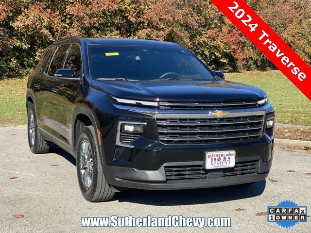 2024 Chevrolet Traverse LT