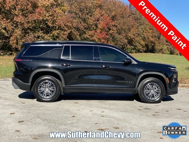 2024 Chevrolet Traverse LT