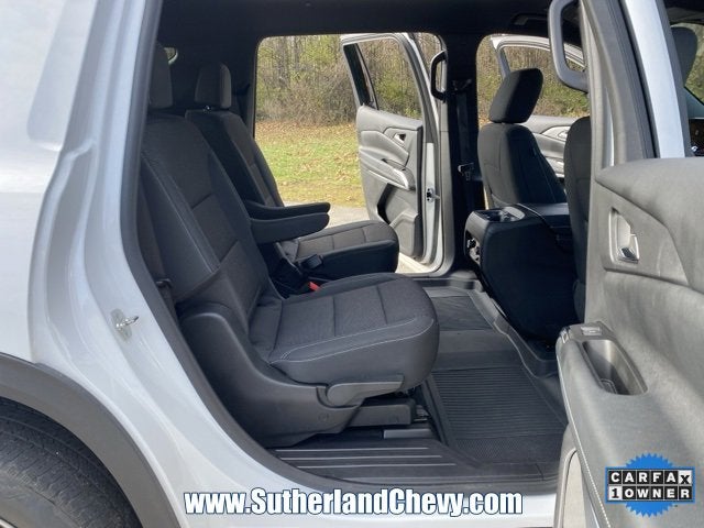 2024 Chevrolet Traverse LT