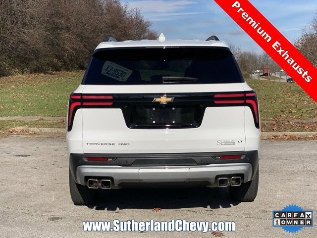 2024 Chevrolet Traverse LT