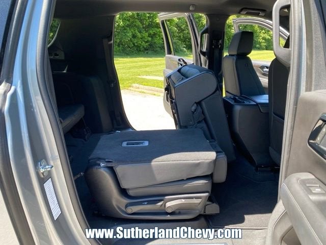 2025 Chevrolet Suburban Z71