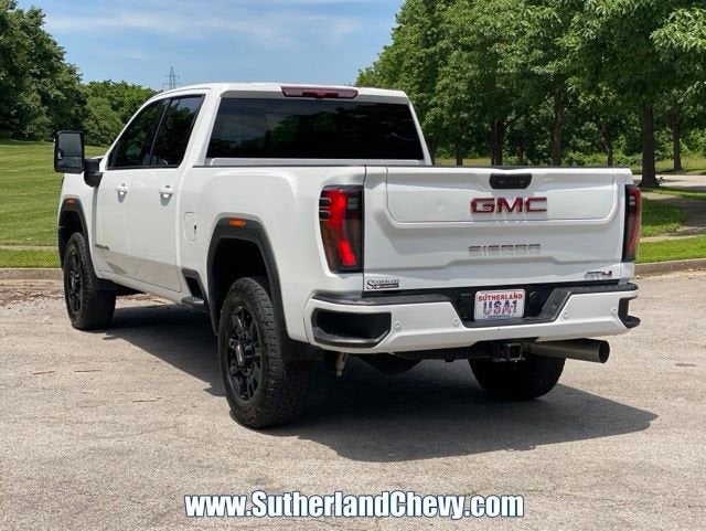 2025 GMC Sierra 2500 HD AT4