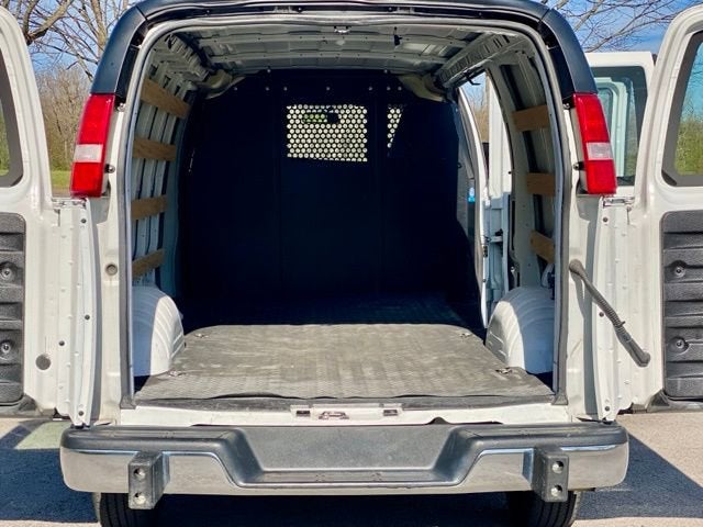 2024 GMC Savana Cargo 2500 Work Van