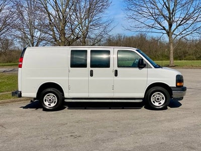 2024 GMC Savana Cargo 2500 Work Van