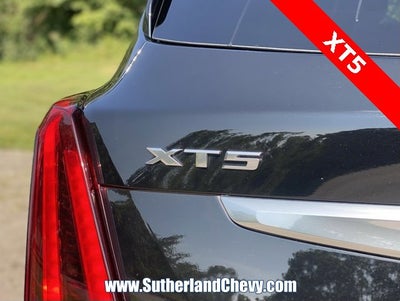 2022 Cadillac XT5 Premium Luxury