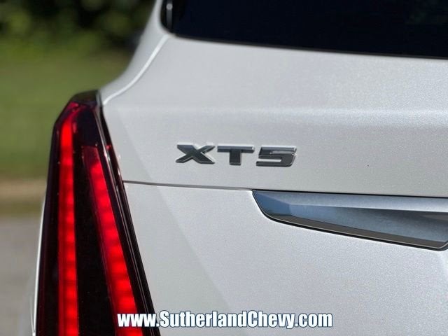 2023 Cadillac XT5 Premium Luxury