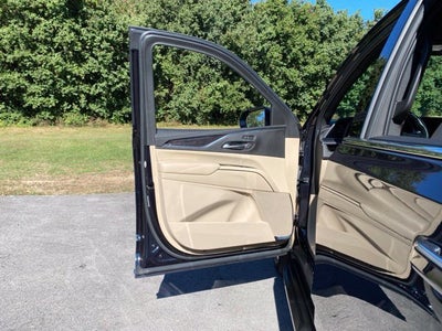 2022 Cadillac Escalade ESV Premium Luxury
